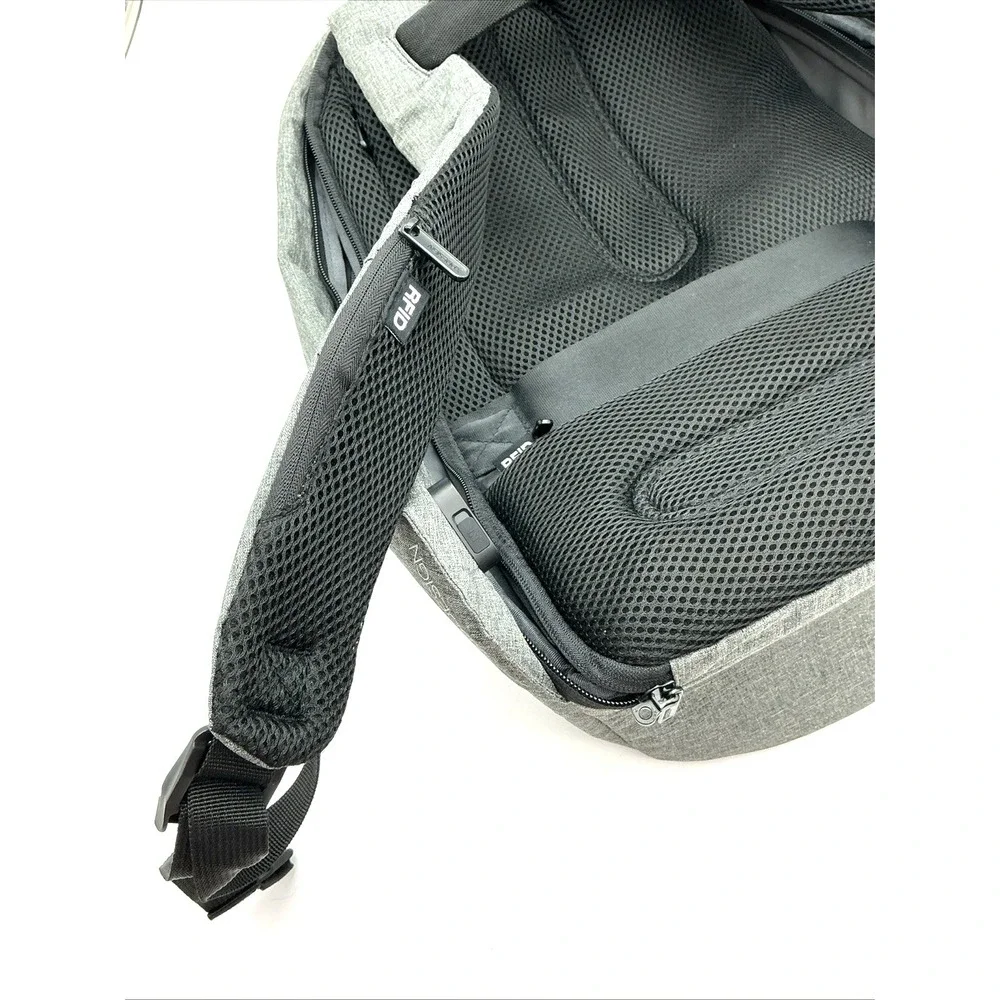 XD‎ Design Bobby Hero XL 17